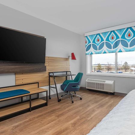 Tru By Hilton Janesville Esterno foto